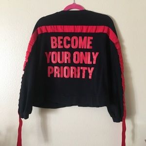 🌹Become Your Only Priority Crop Sweatshirt 🌹